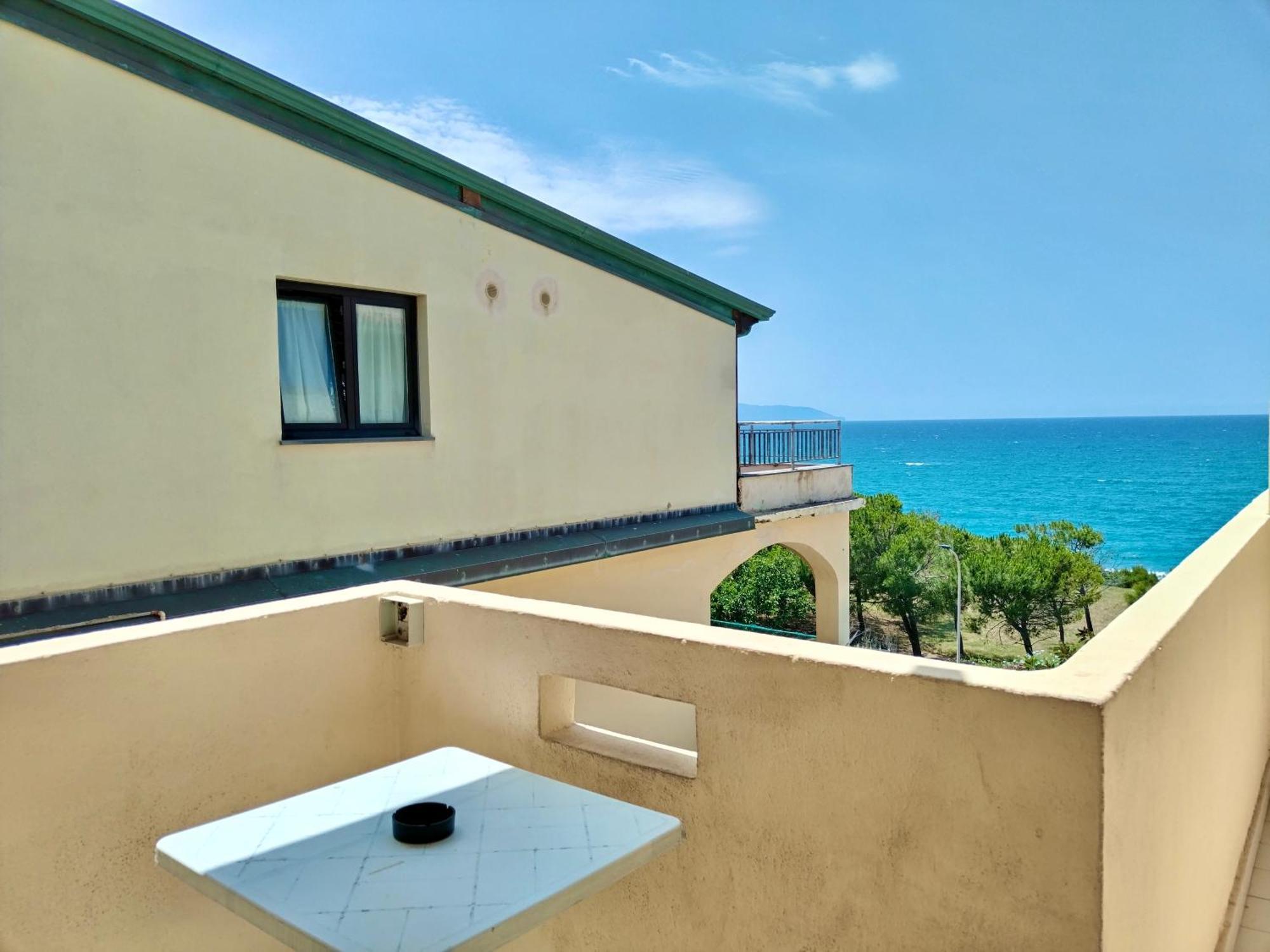 Poseidon Bay Residence Milazzo Eksteriør billede